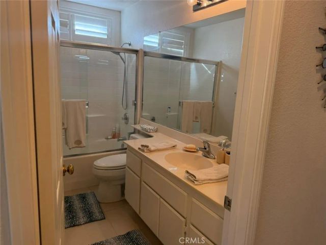37677 Emerson Drive, Palm Desert, CA 92211
