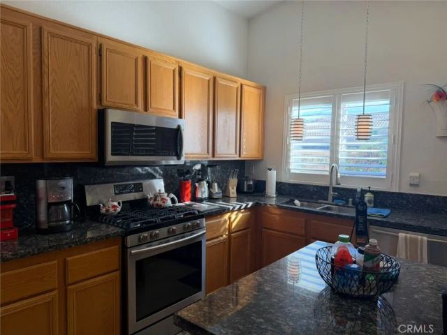 37677 Emerson Drive, Palm Desert, CA 92211