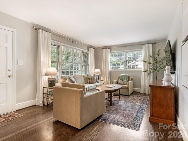 6115 Rosecrest Drive, Charlotte, NC 28210