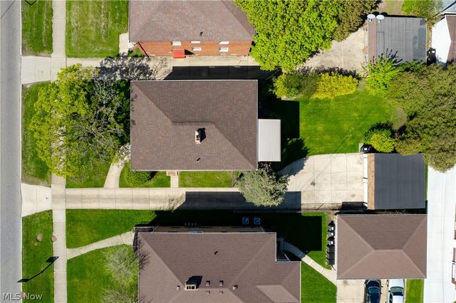 5991 Ridge Road, Parma, OH 44129