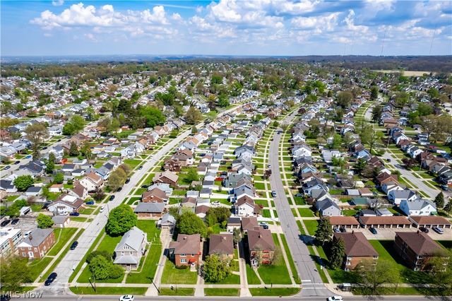 5991 Ridge Road, Parma, OH 44129