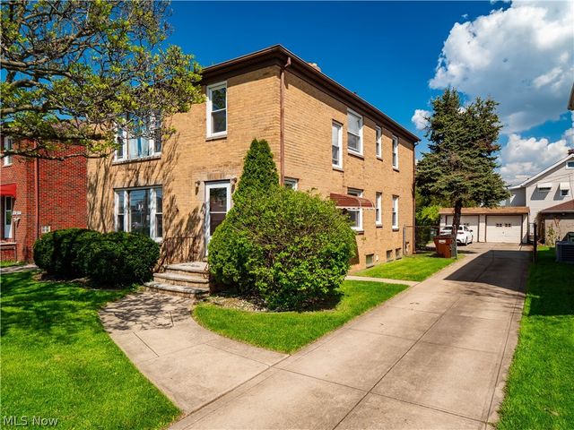 5991 Ridge Road, Parma, OH 44129