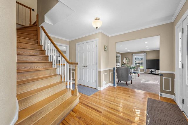 12556 N La Belle COURT, Mequon, WI 53092