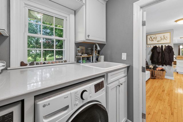 12556 N La Belle COURT, Mequon, WI 53092