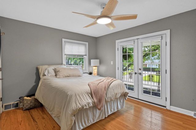 12556 N La Belle COURT, Mequon, WI 53092