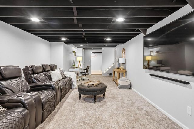 12556 N La Belle COURT, Mequon, WI 53092