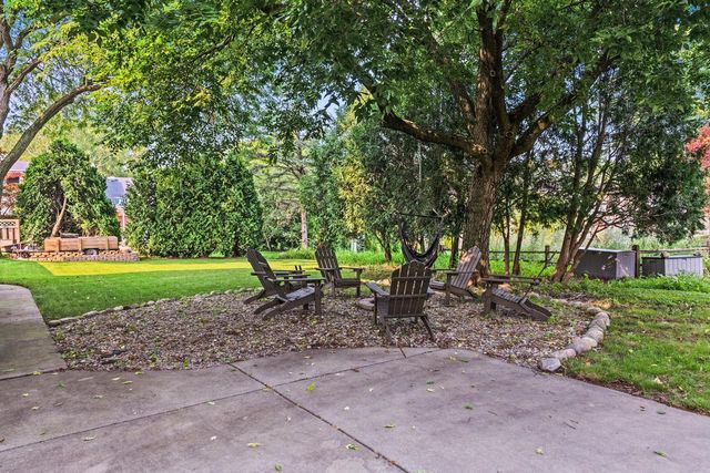 12556 N La Belle COURT, Mequon, WI 53092