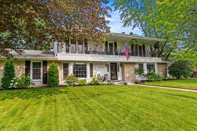 12556 N La Belle COURT, Mequon, WI 53092