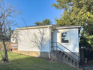 802 Robb Ave #B, Clarksville, TN 37040