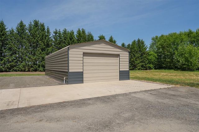 22946 100th Avenue, Cadott, WI 54727