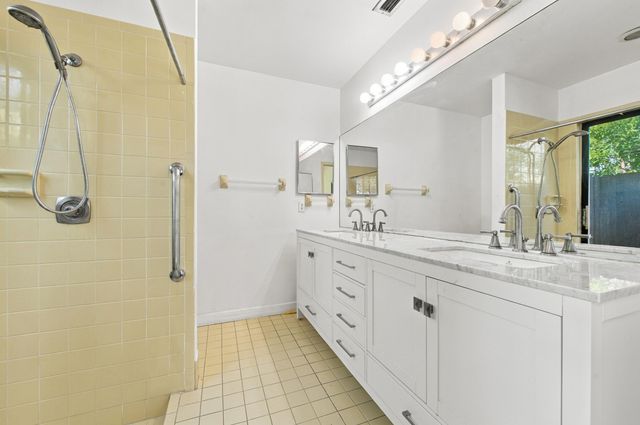 8350 NW 51ST Street, Lauderhill, FL 33351
