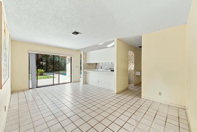 8350 NW 51ST Street, Lauderhill, FL 33351