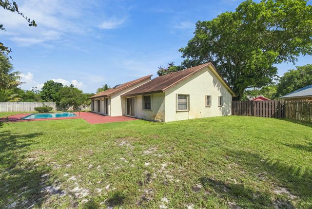 8350 NW 51ST Street, Lauderhill, FL 33351