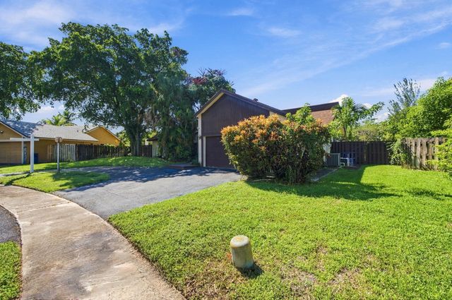 8350 NW 51ST Street, Lauderhill, FL 33351