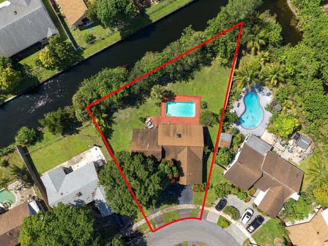 8350 NW 51ST Street, Lauderhill, FL 33351