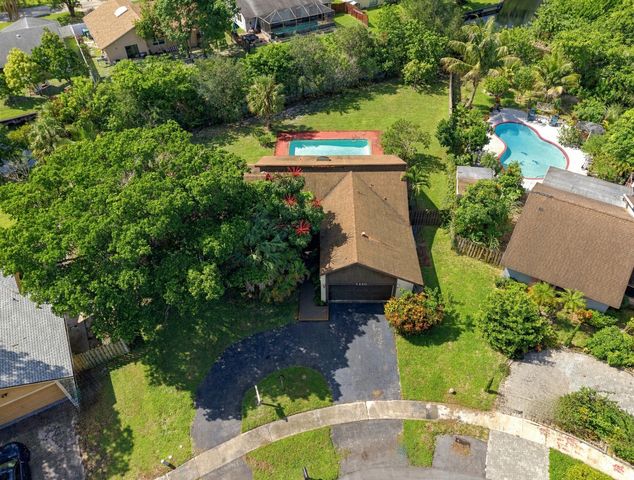 8350 NW 51ST Street, Lauderhill, FL 33351