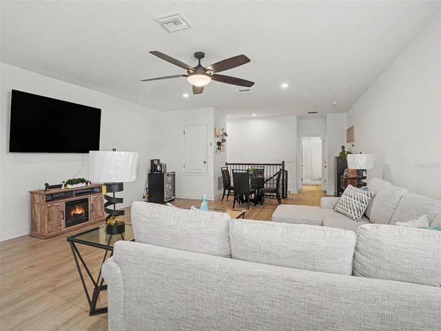 4484 LIONS GATE AVENUE, Clermont, FL 34711