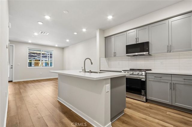 9563 Hannah Way, Riverside, CA 92503