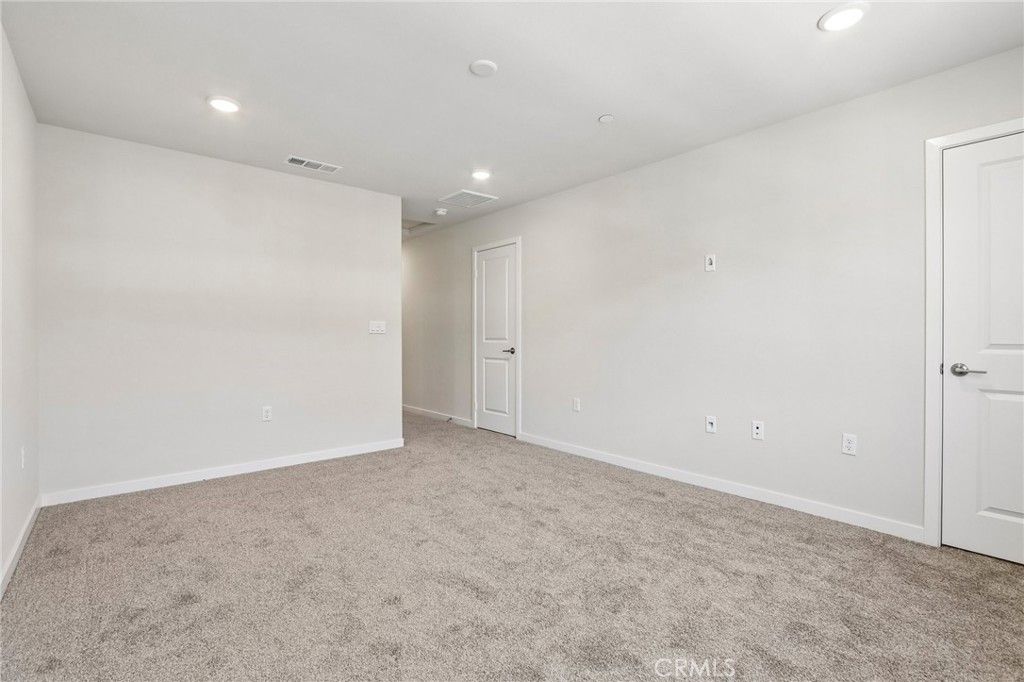 Image 9 of property listing at 9563 Hannah Way, Riverside, CA 92503