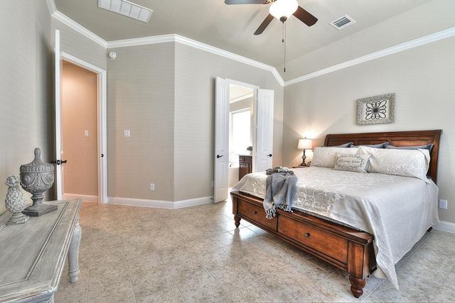 5506 Little Creek Court, Fulshear, TX 77441