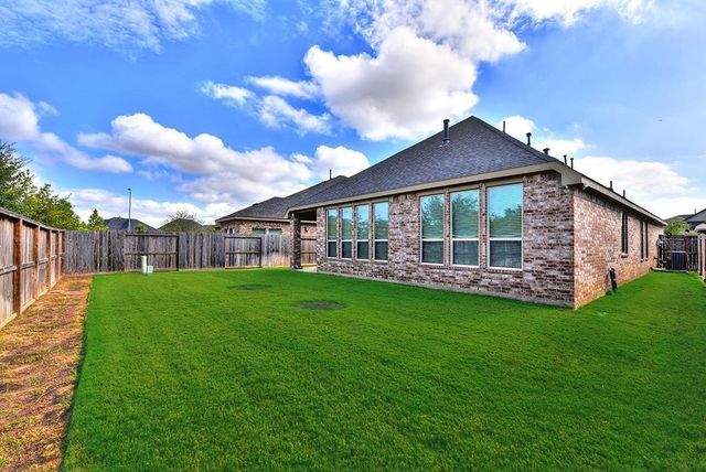 5506 Little Creek Court, Fulshear, TX 77441