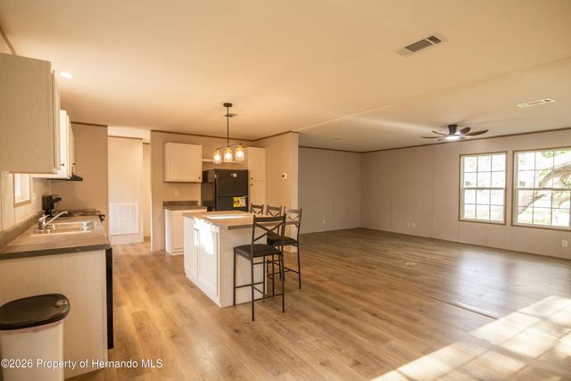 3325 Keye Drive, Weeki Wachee, FL 34606