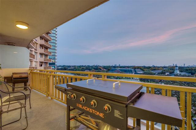6211 W Northwest Highway 601, Dallas, TX 75225