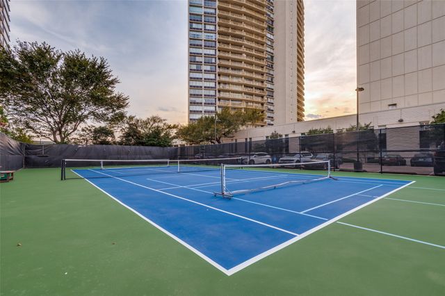 6211 W Northwest Highway 601, Dallas, TX 75225