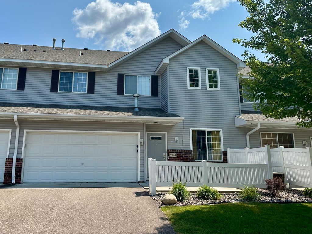 8944 Olive Lane N, Maple Grove, MN 55311