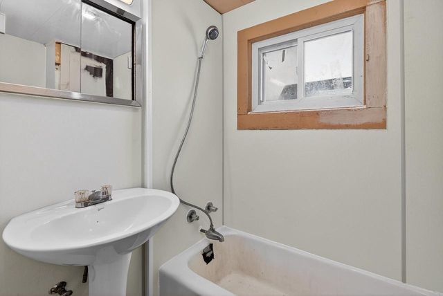 510 N CLARK STREET, Appleton, WI 54911