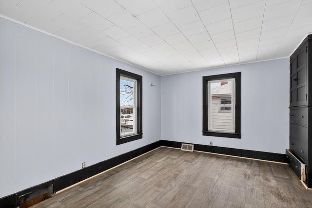 510 N CLARK STREET, Appleton, WI 54911