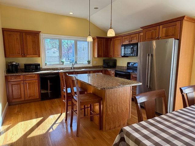 54 Walnut Road, Tewksbury, MA 01876
