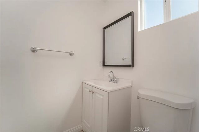 11420 Clovis Avenue, Los Angeles, CA 90059