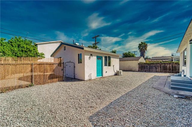 11420 Clovis Avenue, Los Angeles, CA 90059