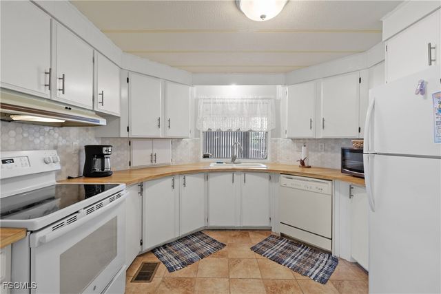 26060 Kings RD, Bonita Springs, FL 34135