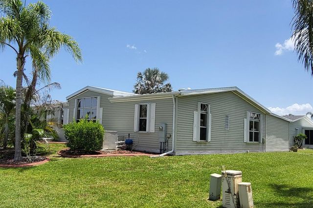 3117 8th Hole Drive, Port St. Lucie, FL 34952