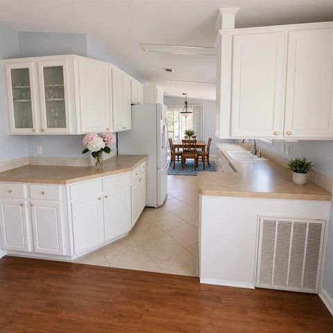 3117 8th Hole Drive, Port St. Lucie, FL 34952