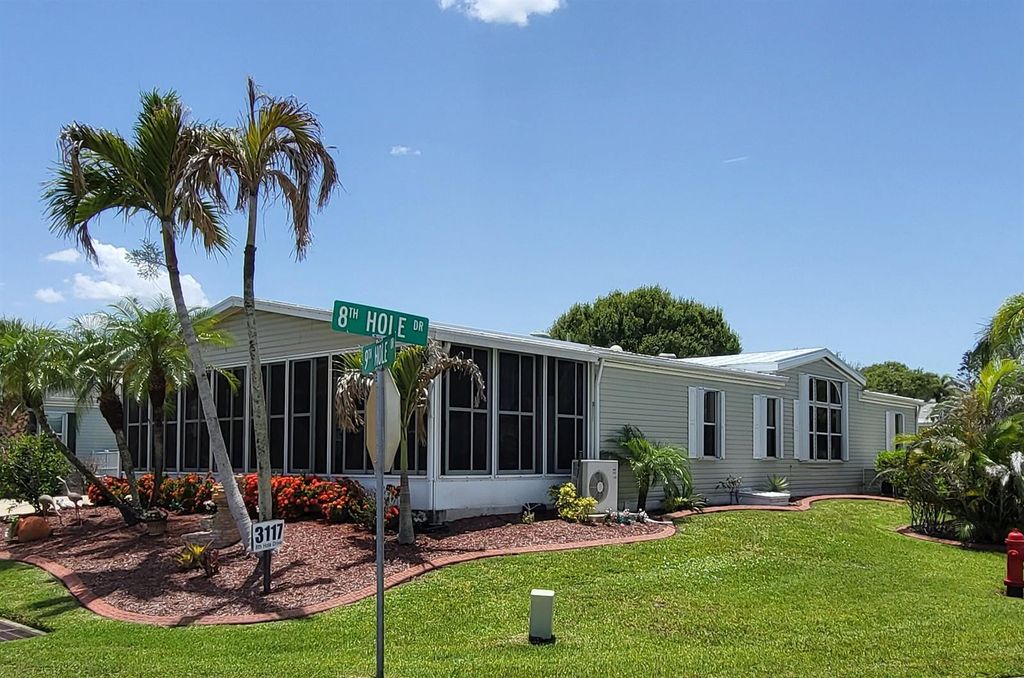 3117 8th Hole Drive, Port St. Lucie, FL 34952