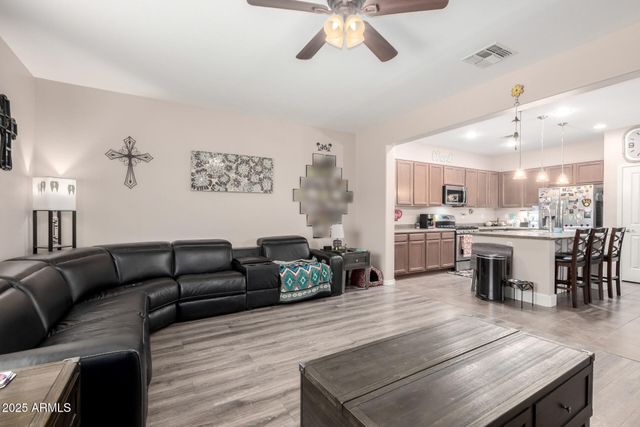 40967 W BEDFORD Drive, Maricopa, AZ 85138