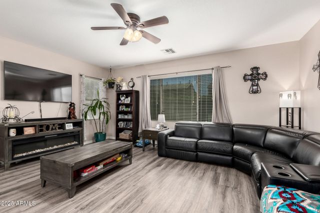 40967 W BEDFORD Drive, Maricopa, AZ 85138