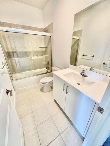 261 SW 159th Way ., Pembroke Pines, FL 33027