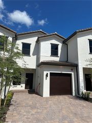 261 SW 159th Way ., Pembroke Pines, FL 33027