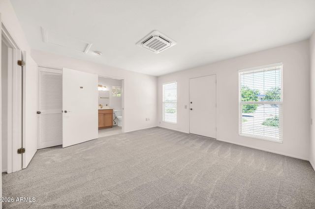 10802 W HUTTON Drive, Sun City, AZ 85351