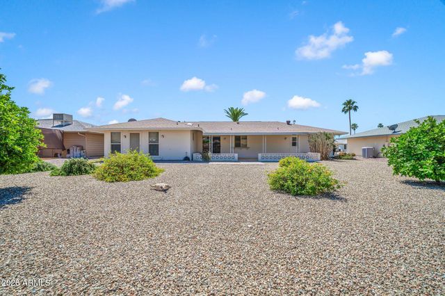 10802 W HUTTON Drive, Sun City, AZ 85351