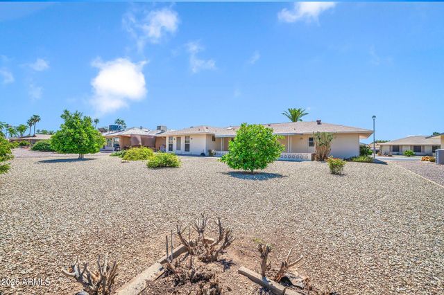 10802 W HUTTON Drive, Sun City, AZ 85351