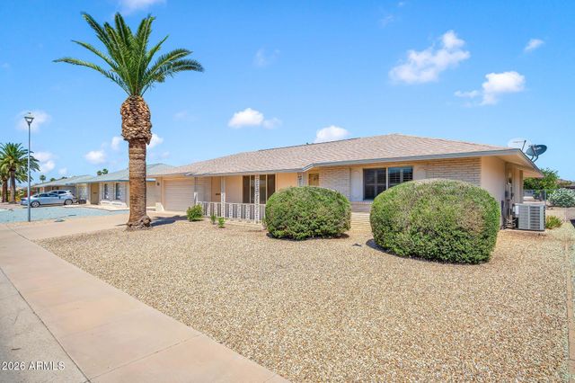10802 W HUTTON Drive, Sun City, AZ 85351