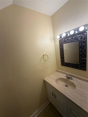 7143 E BANK DRIVE 7143, Tampa, FL 33617