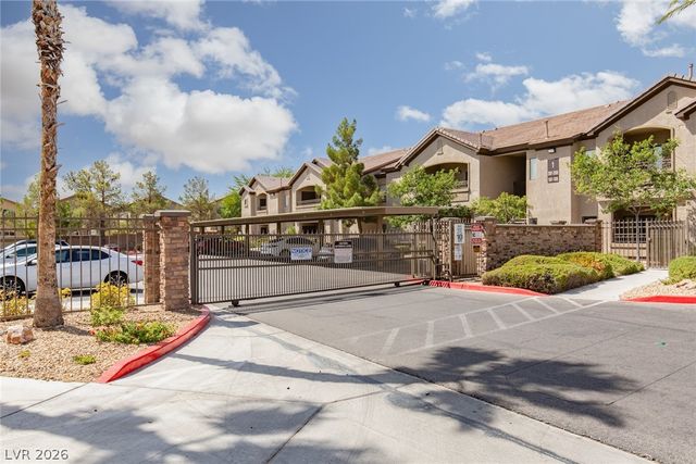 8250 North Grand Canyon Drive 1135, Las Vegas, NV 89166