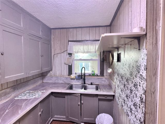 1125 Euclid Avenue, Des Moines, IA 50313