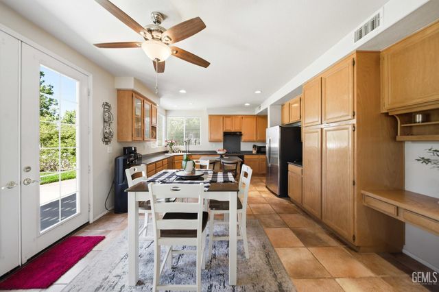 6545 Teasdale Street, Lancaster, CA 93536